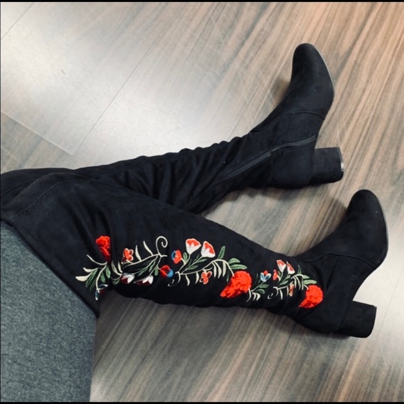 Shoes - 🔥RESTOCKED!! 🆕Over the Knee High Floral Boots🌹